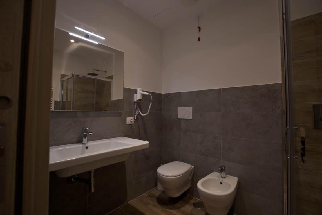 Onorati Hotel Priverno Kültér fotó